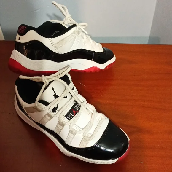 Jordan little boys size 13 white, black with red soles and tips sneakers